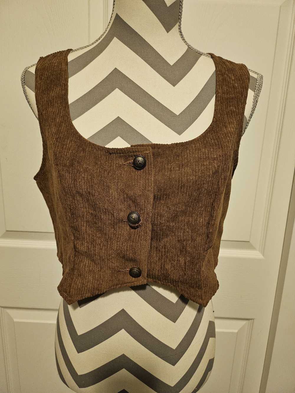 SHEIN Brown Corduroy Button-Front Crop Tank